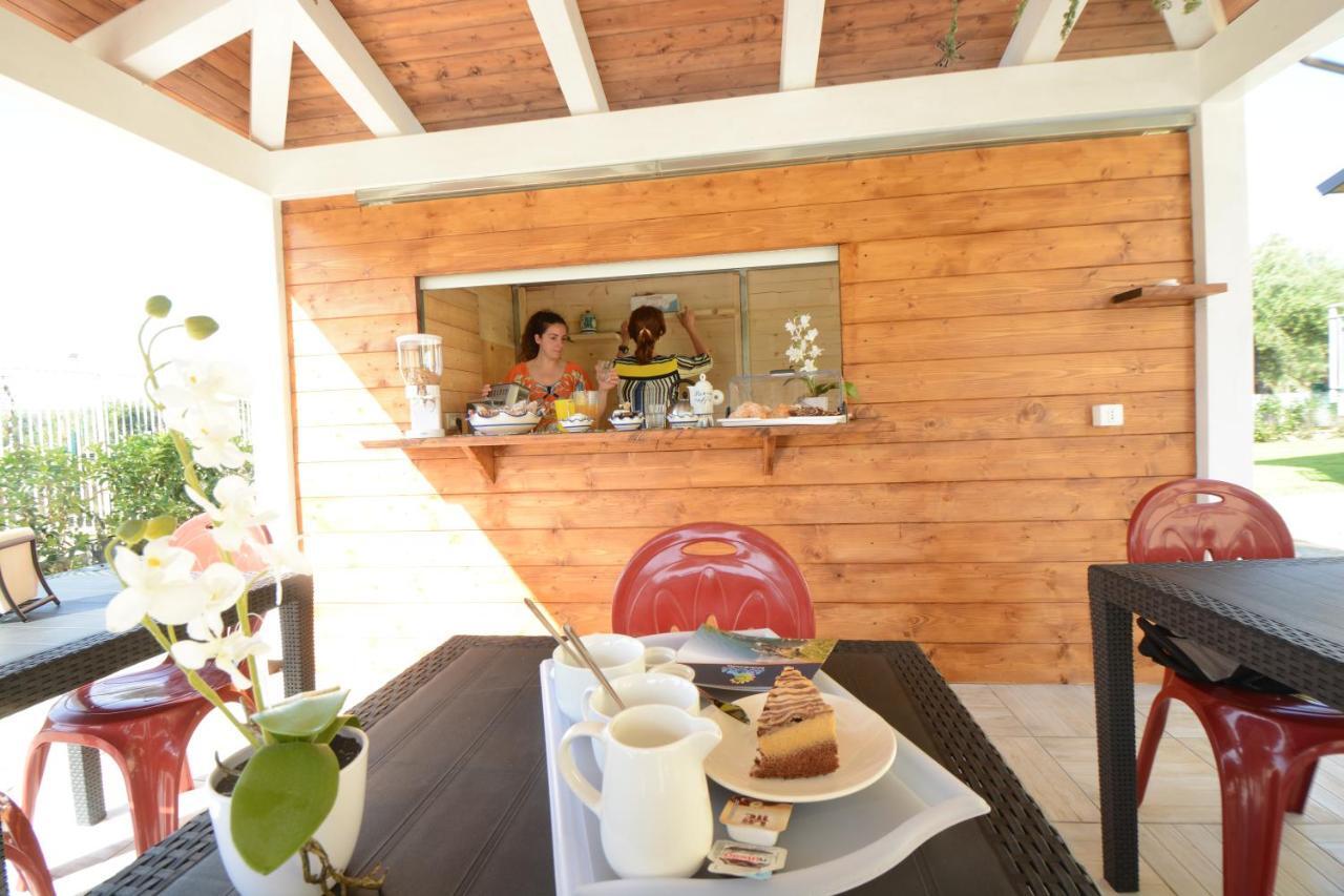 Askia Rooms & Breakfast أسشيا المظهر الخارجي الصورة