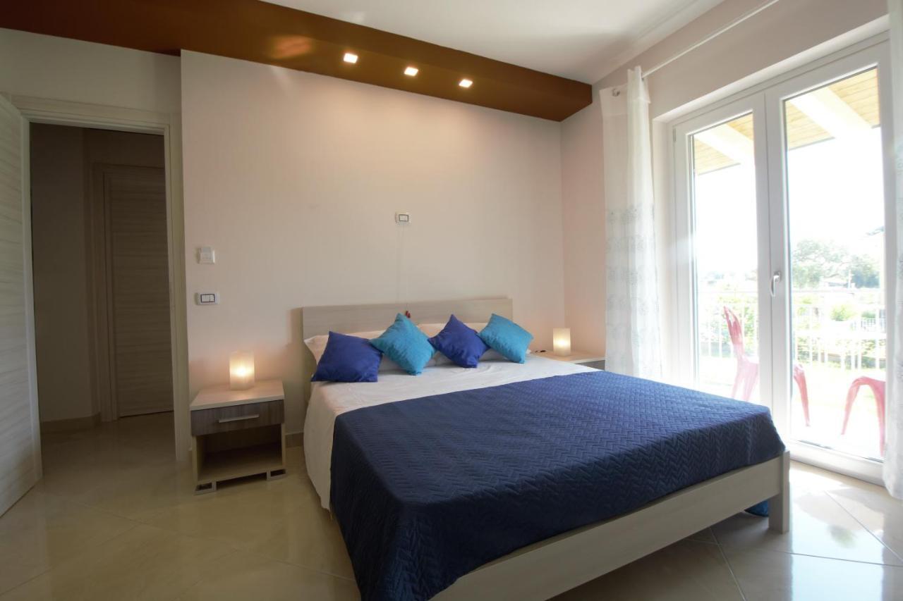Askia Rooms & Breakfast أسشيا المظهر الخارجي الصورة