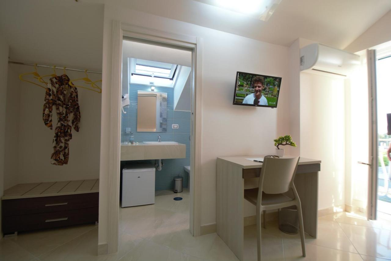 Askia Rooms & Breakfast أسشيا المظهر الخارجي الصورة