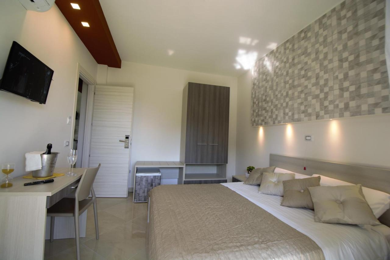 Askia Rooms & Breakfast أسشيا المظهر الخارجي الصورة
