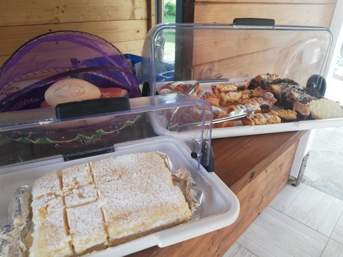 Askia Rooms & Breakfast أسشيا المظهر الخارجي الصورة